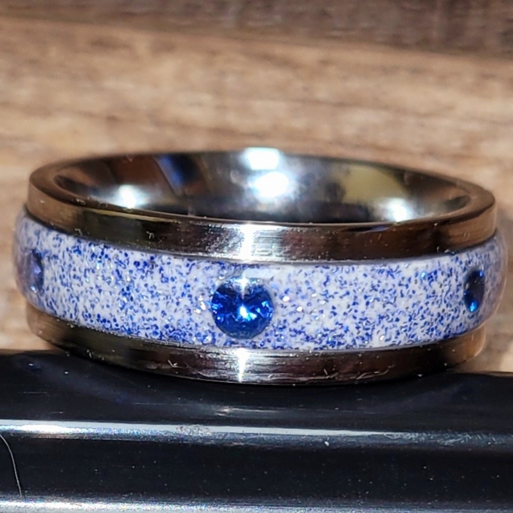 One Of A Kind Custom Glow Ring - image 2